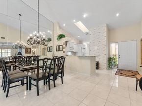 8333 Springlake Dr A, Boca Raton FL 33496