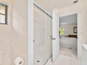 8333 Springlake Dr A, Boca Raton FL 33496