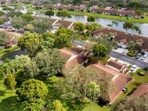8333 Springlake Dr A, Boca Raton FL 33496