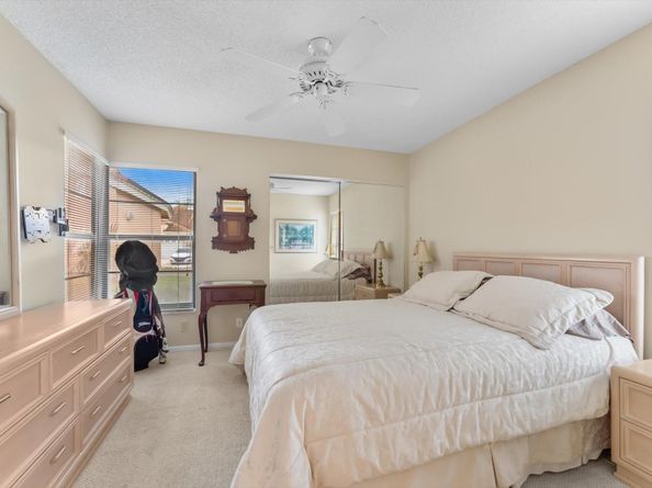 8333 Springlake Dr A, Boca Raton FL 33496