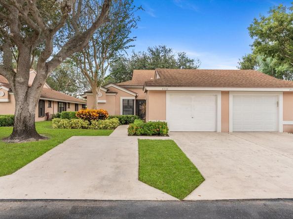 8333 Springlake Dr A, Boca Raton FL 33496