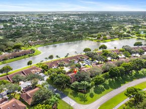 8333 Springlake Dr A, Boca Raton FL 33496