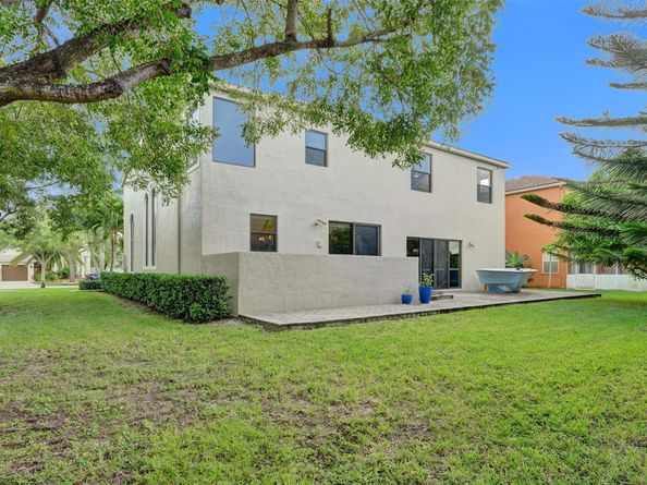 5008 SW 168th Ave, Miramar FL 33027