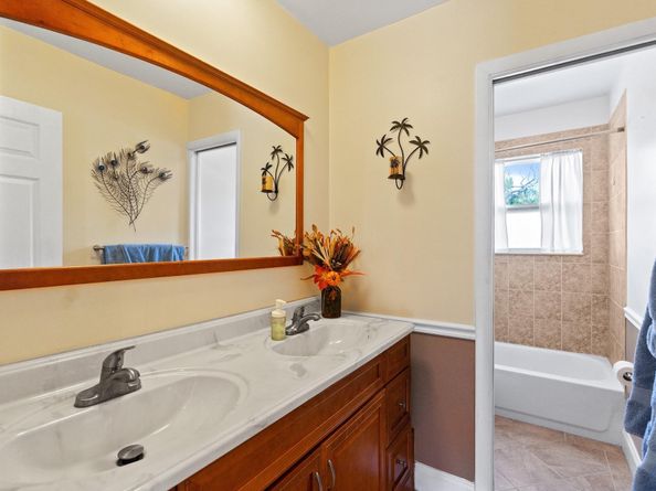 4450 NW 10th St, Coconut Creek FL 33066