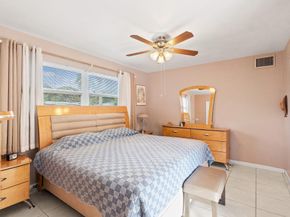 4450 NW 10th St, Coconut Creek FL 33066