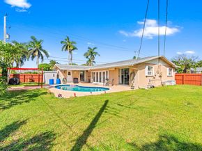 4450 NW 10th St, Coconut Creek FL 33066