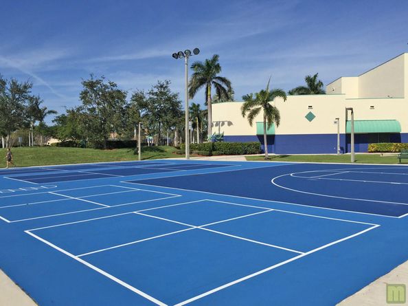 4450 NW 10th St, Coconut Creek FL 33066