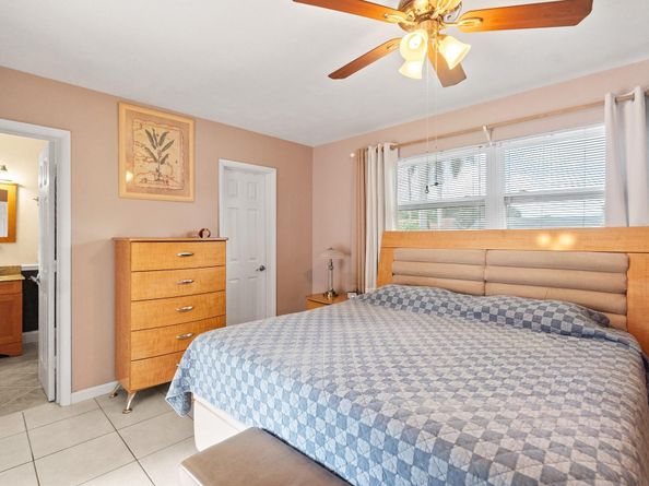 4450 NW 10th St, Coconut Creek FL 33066