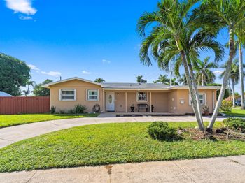4450 NW 10th St