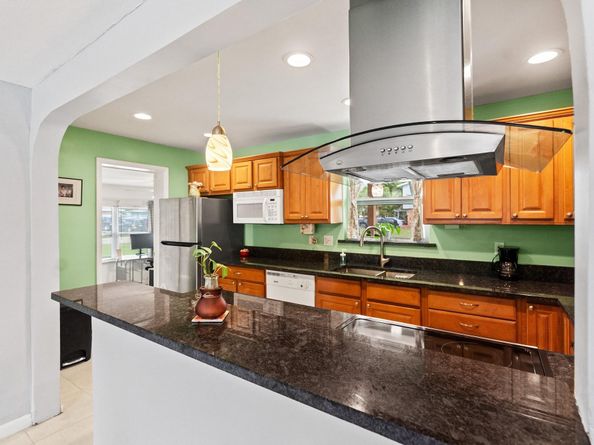 4450 NW 10th St, Coconut Creek FL 33066