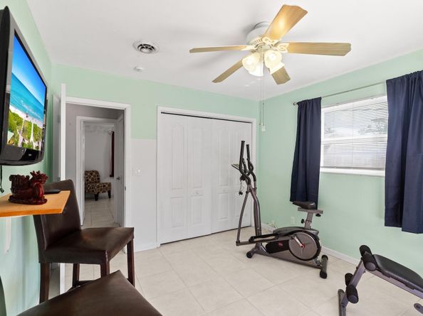 4450 NW 10th St, Coconut Creek FL 33066