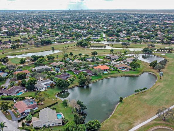 11035 NW 26th Dr, Coral Springs FL 33065