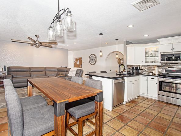 11035 NW 26th Dr, Coral Springs FL 33065