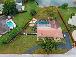 11035 NW 26th Dr, Coral Springs FL 33065