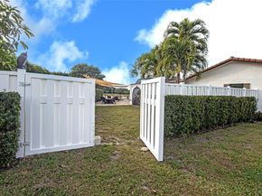 11035 NW 26th Dr, Coral Springs FL 33065