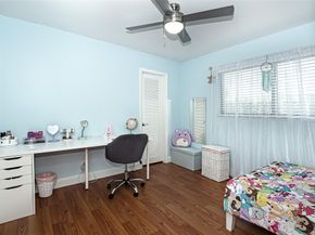 11035 NW 26th Dr, Coral Springs FL 33065