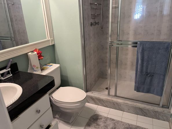 9800 N Hollybrook Lake Dr 202, Pembroke Pines FL 33025