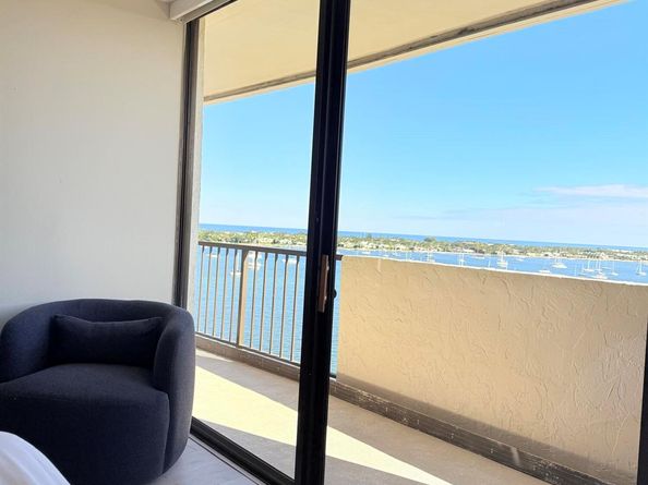 5200 N Flagler Drive 1406, West Palm Beach FL 33407