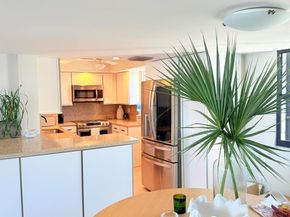 5200 N Flagler Drive 1406, West Palm Beach FL 33407