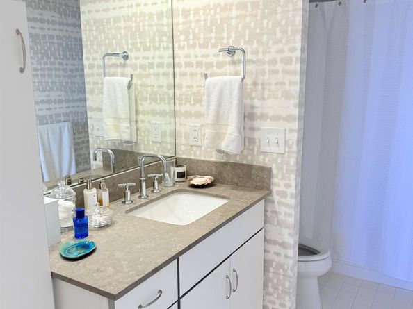 5200 N Flagler Drive 1406, West Palm Beach FL 33407