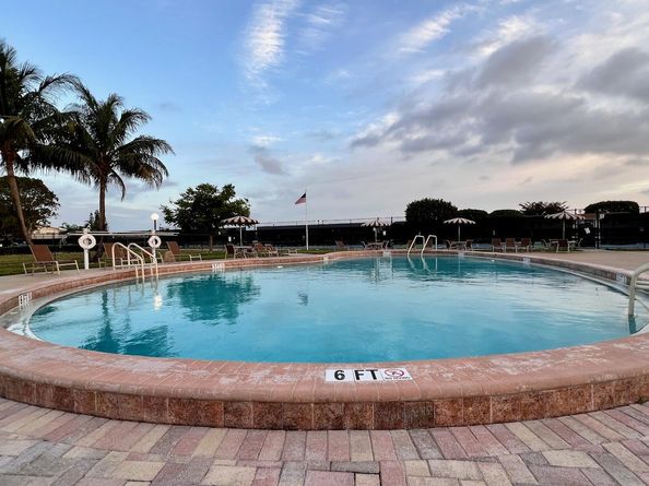 131 Andover F, West Palm Beach FL 33417