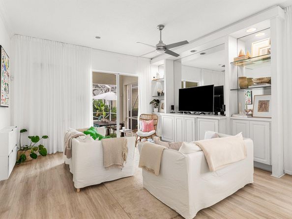 219 New Haven Boulevard, Jupiter FL 33458