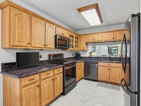 5574 Witney Drive 109, Delray Beach FL 33484