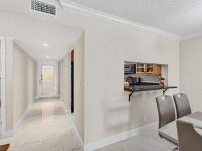 5574 Witney Drive 109, Delray Beach FL 33484