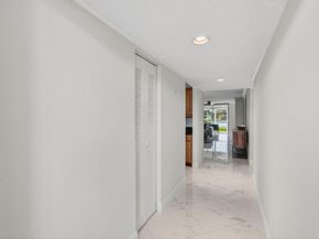 5574 Witney Drive 109, Delray Beach FL 33484