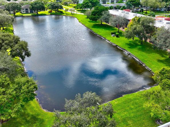 5574 Witney Drive 109, Delray Beach FL 33484