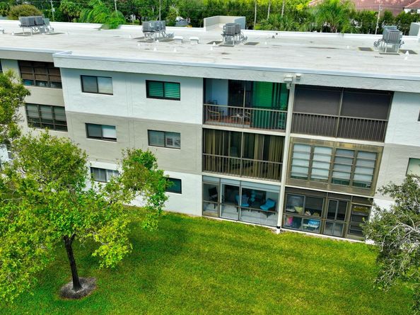 5574 Witney Drive 109, Delray Beach FL 33484