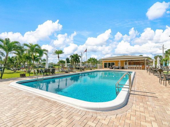 510 High Point Drive C, Delray Beach FL 33445