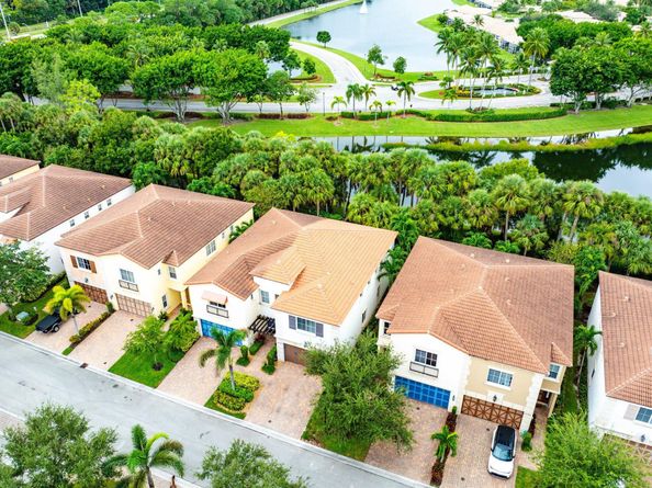 2115 Foxtail View Court, West Palm Beach FL 33411
