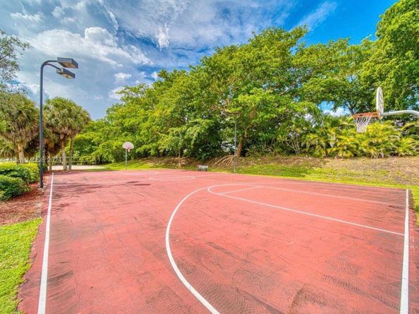 7938 Sanibel Drive, Tamarac FL 33321