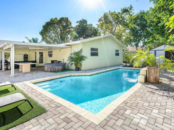 22207 SW 65th Terrace, Boca Raton FL 33428