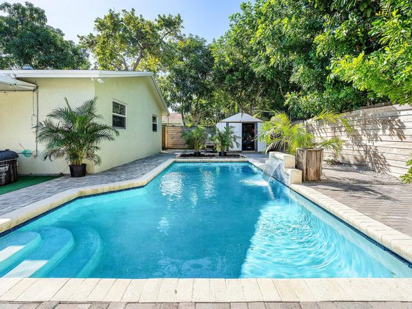 22207 SW 65th Terrace, Boca Raton FL 33428