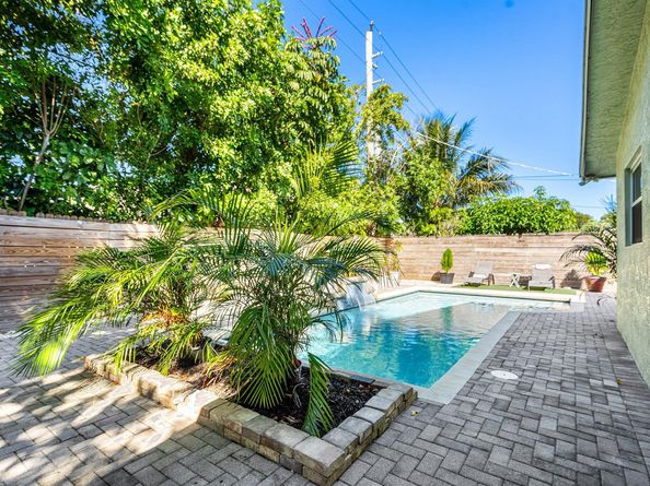 22207 SW 65th Terrace, Boca Raton FL 33428