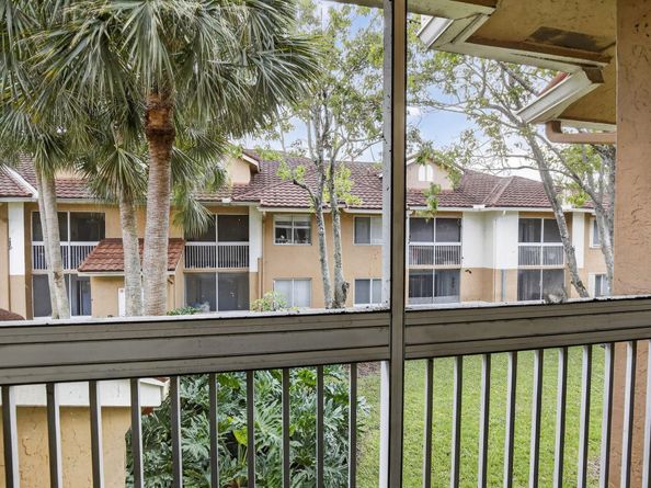 832 NW 92nd Avenue, Plantation FL 33324