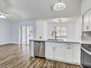 832 NW 92nd Avenue, Plantation FL 33324