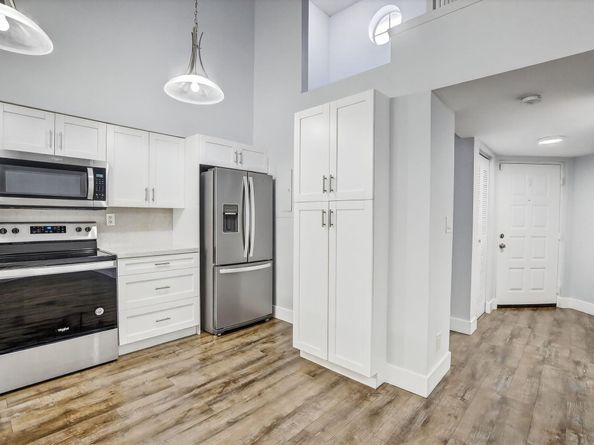 832 NW 92nd Avenue, Plantation FL 33324