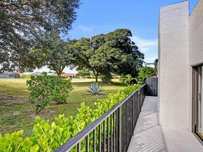 5306 Stonybrook Drive, Boynton Beach FL 33437