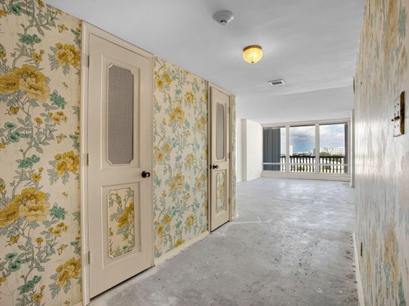 2200 S Ocean Lane 806, Fort Lauderdale FL 33316