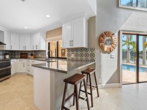 1260 Fairfax Ct, Weston FL 33326