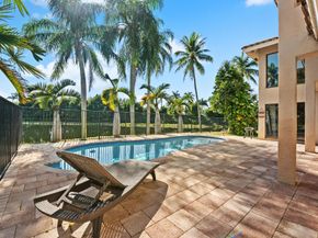 1260 Fairfax Ct, Weston FL 33326