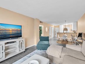 2555 NE 11th St 610, Fort Lauderdale FL 33304