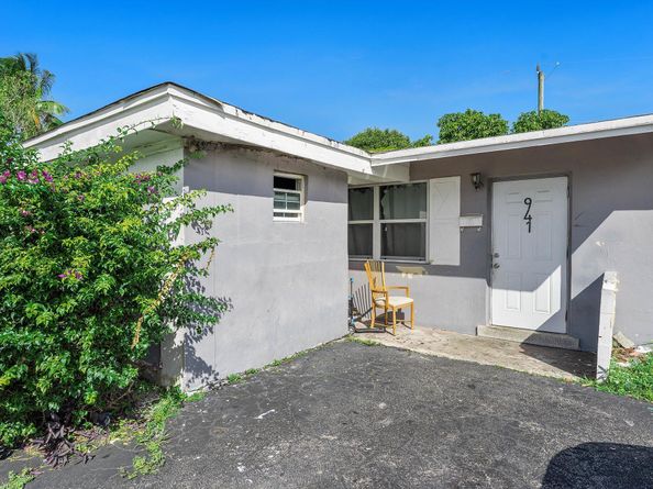 941 NE 51st Street, Deerfield Beach FL 33064