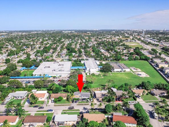 941 NE 51st Street, Deerfield Beach FL 33064