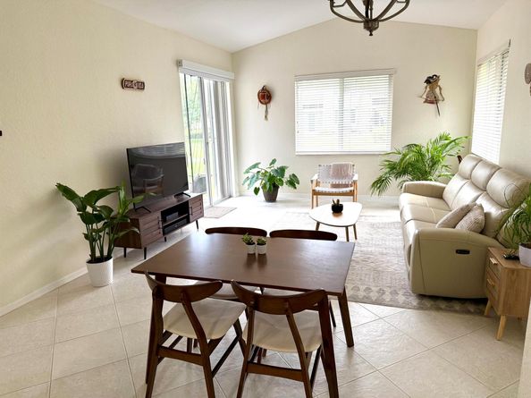 15864 SW 10th Street, Pembroke Pines FL 33027