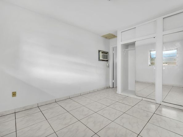 2241 Monroe St 7, Hollywood FL 33020