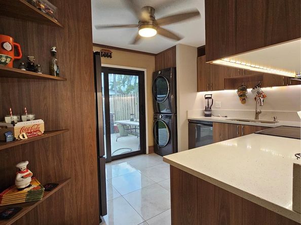 3661 NW 111th Ave, Sunrise FL 33351